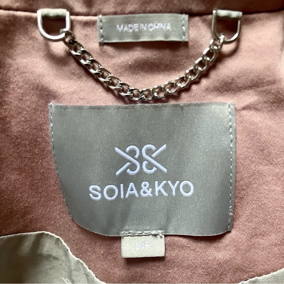 Soia & Kyo Arabella jacket in dusty rose pink with hood. Mint condition! - Picture 11 of 15